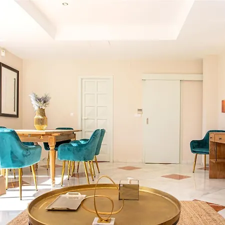 Genteel Home Abades Seville Exterior photo
