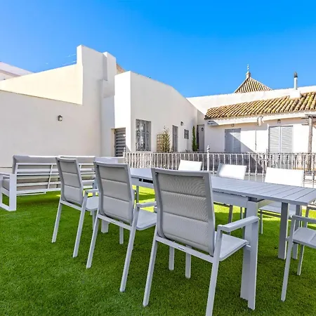 Genteel Home Abades Seville Exterior photo
